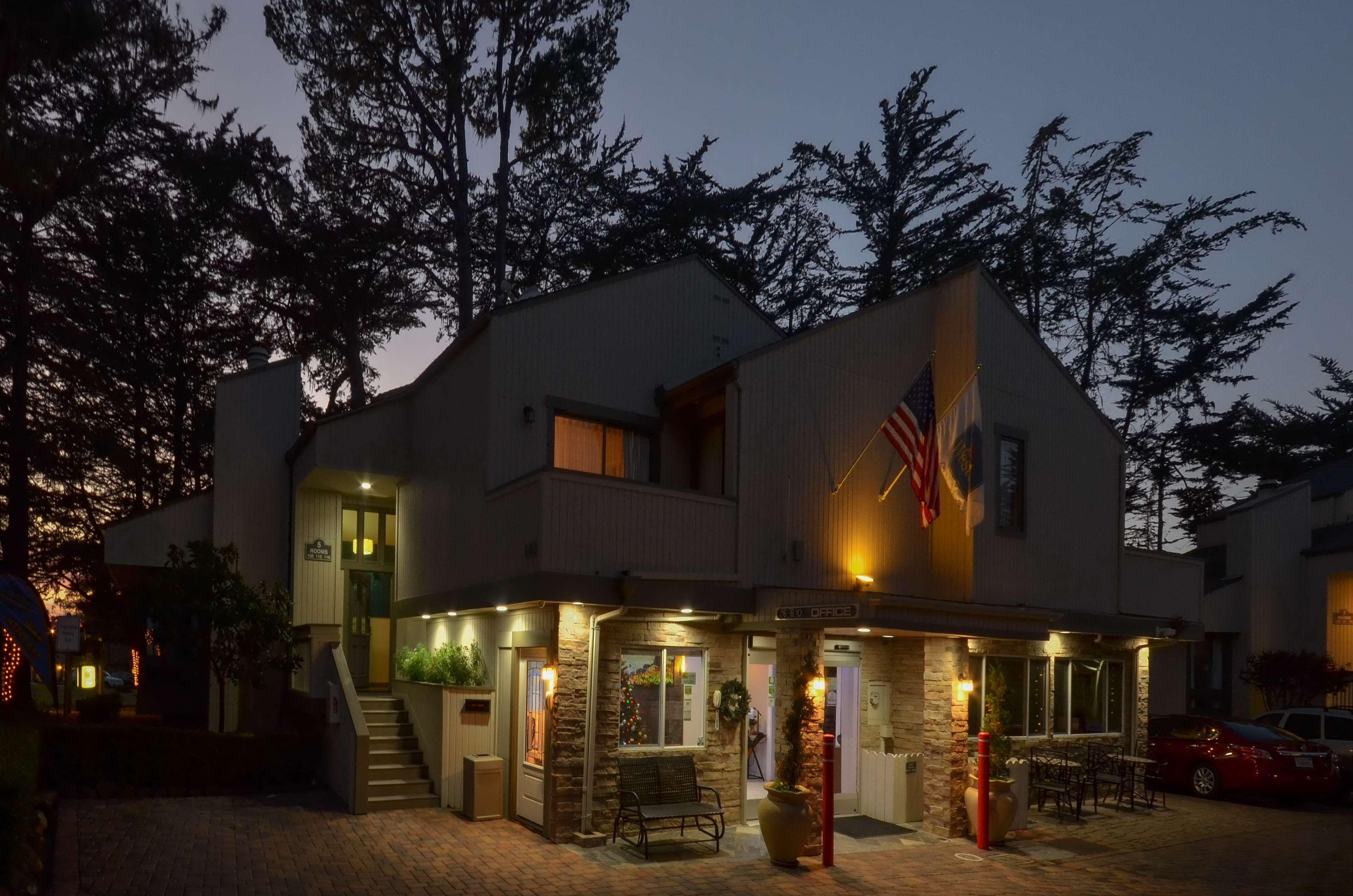 Best Western The Inn & Suites Pacific Grove Exterior foto